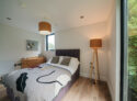 R750 bedroom