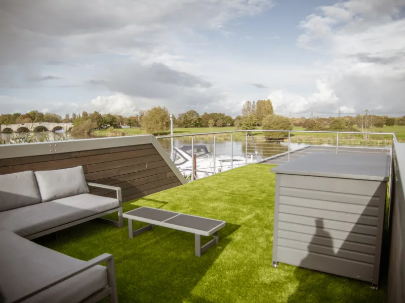 R750 roof terrace